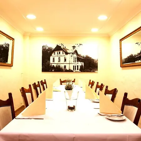 ホテル Waldschloesschen Füchten