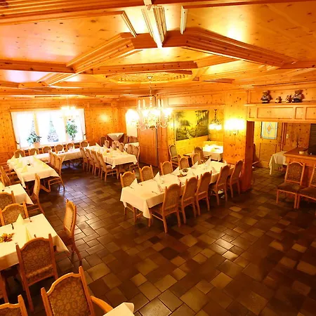 Hotel Waldschloesschen 3*